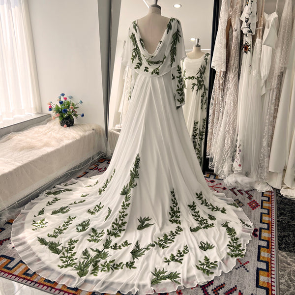 Cowl Neck Leaf Lace Embroidery Forest Wedding Dresses With Flared Sleeves Texture Pleated Crepe Chiffon Bridal Gowns
